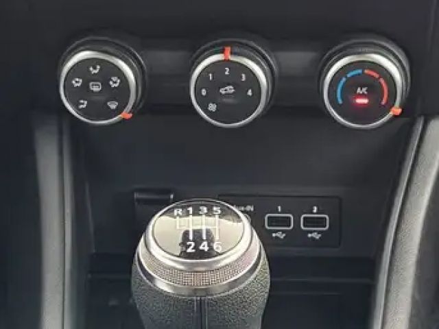 Renault Captur TCe 90 Zen