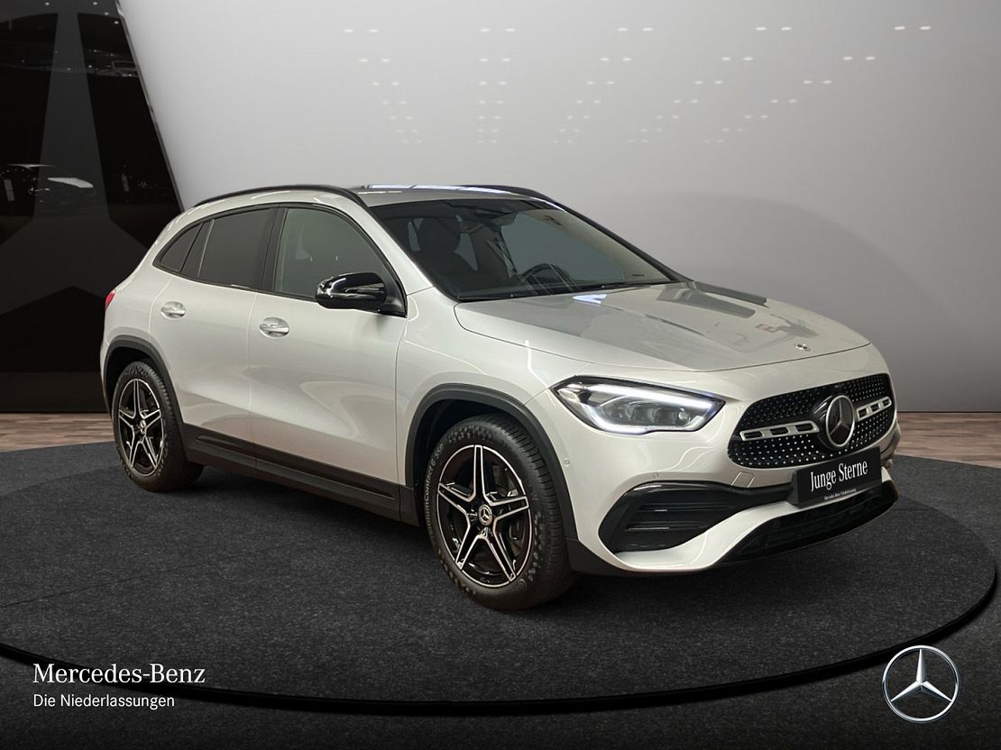 Mercedes-Benz GLA 250 4MATIC AMG Line