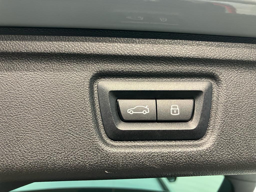 BMW 320 320d Touring xDrive