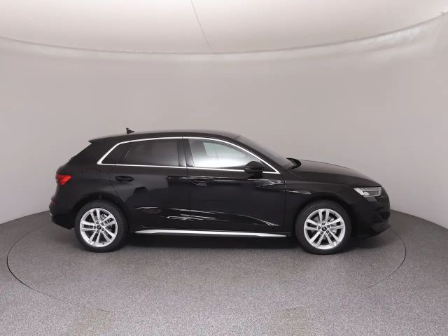 Audi A3 30 TFSI Sedan