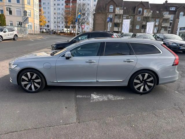 Volvo V90 AWD Plus T6