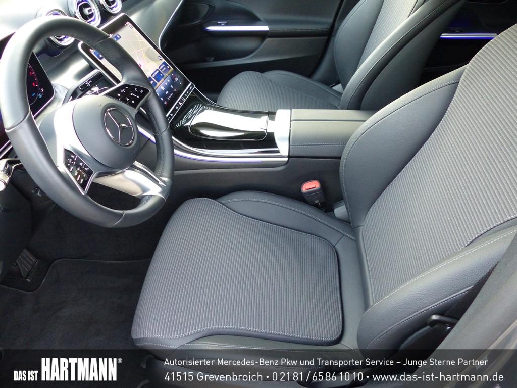 Mercedes-Benz C 180 AVANTGARDE Sedan