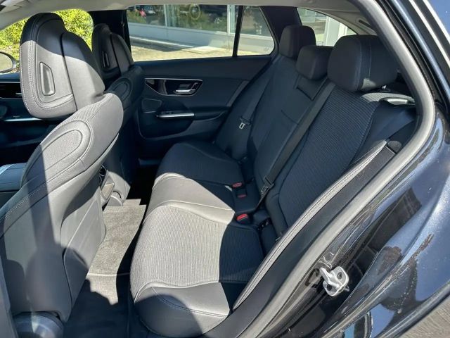 Mercedes-Benz C 180 AVANTGARDE Estate