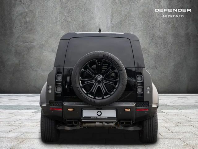 Land Rover Defender 110