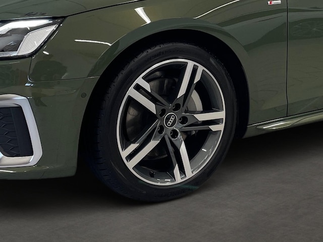 Audi A4 40 TFSI Avant Quattro S-Line S-Tronic