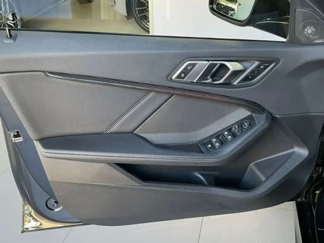 BMW 120 120d Sedan xDrive