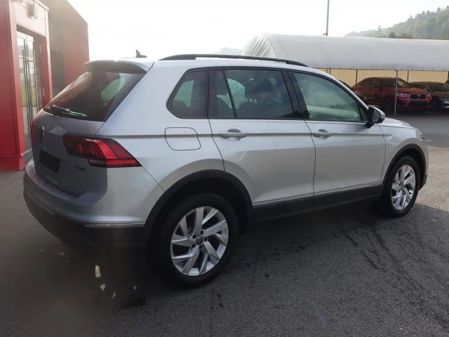Volkswagen Tiguan 4Motion DSG Life