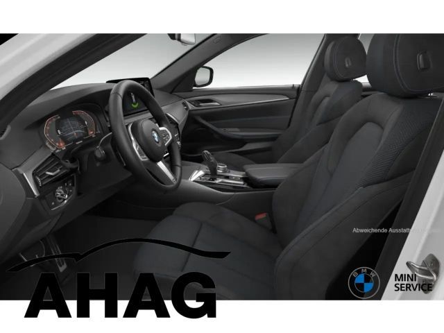 BMW 520 520d M-Sport Touring