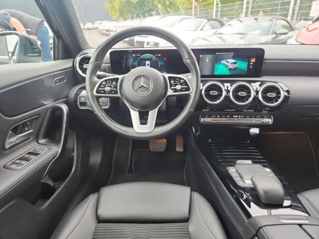 Mercedes-Benz A 200 Progressive