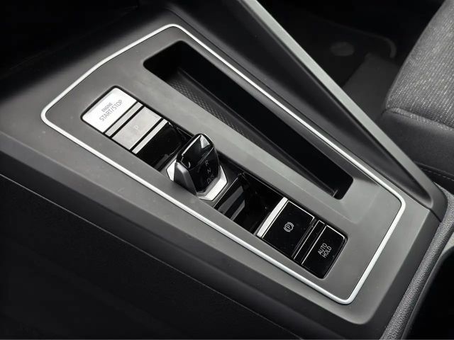 Volkswagen Golf DSG Life Variant