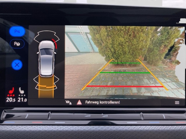 Volkswagen Golf 2.0 TDI DSG IQ.Drive