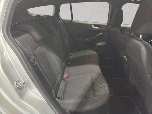 Ford Focus ST Line Wagon