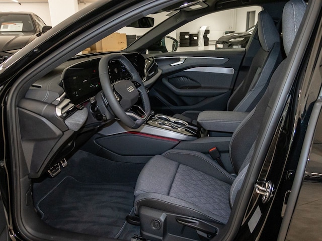 Audi A6 Avant Quattro S-Tronic