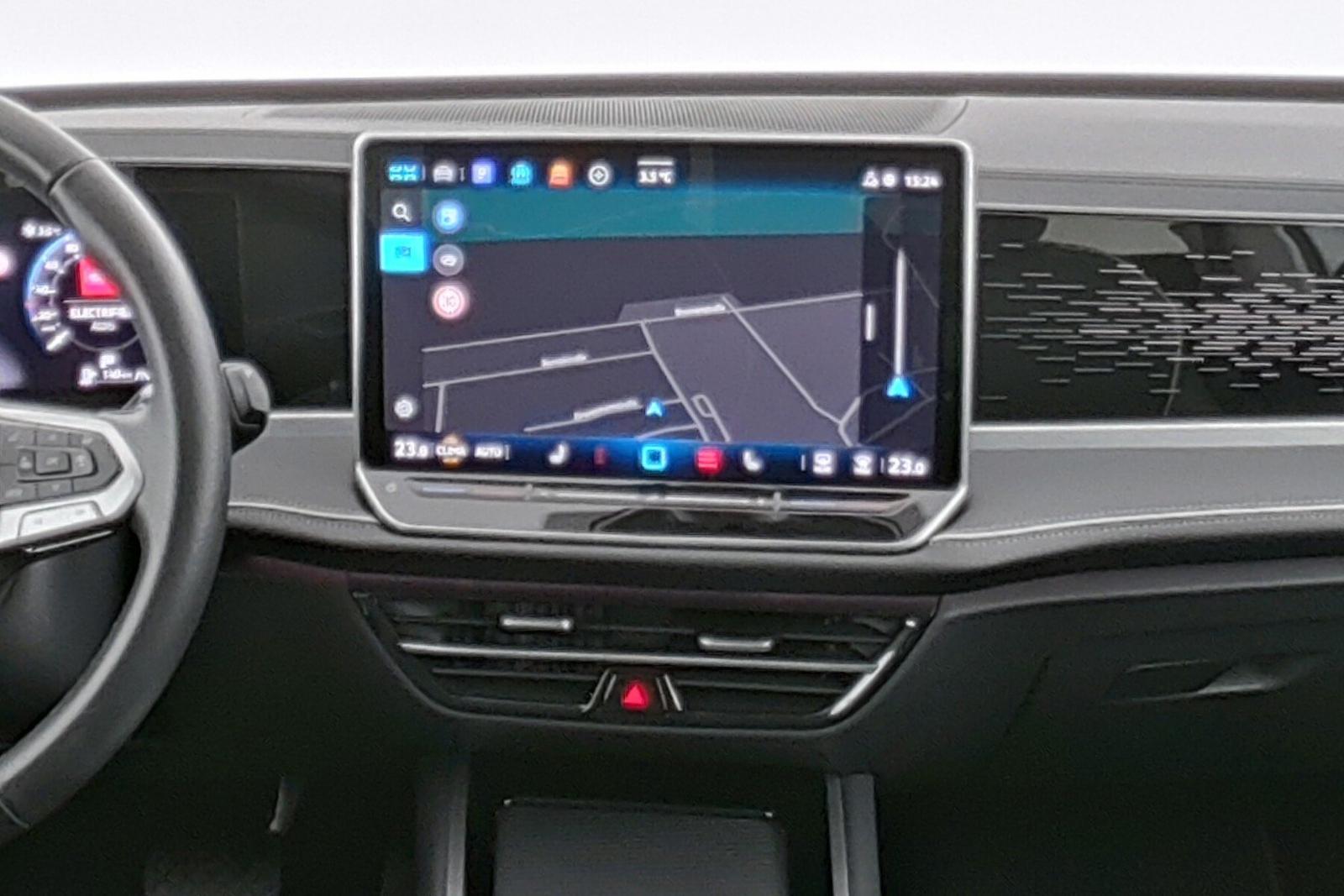 Volkswagen Passat 2.0 TDI IQ.Drive Sport Variant