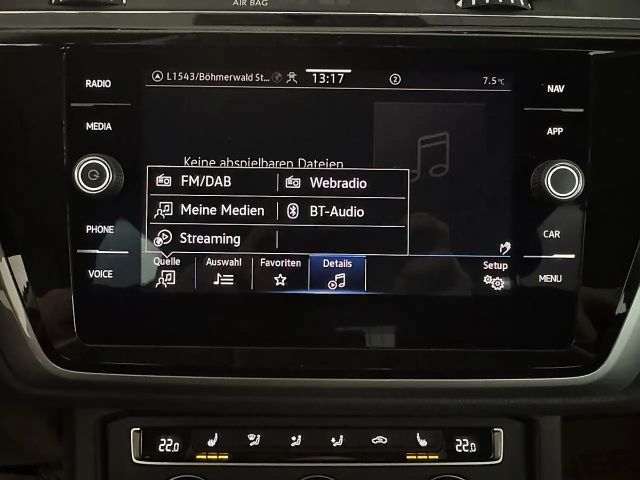 Volkswagen Touran 2,0 TDI *NAVI*ACC*PANO*Sitzheizung*PDC vo/hi*