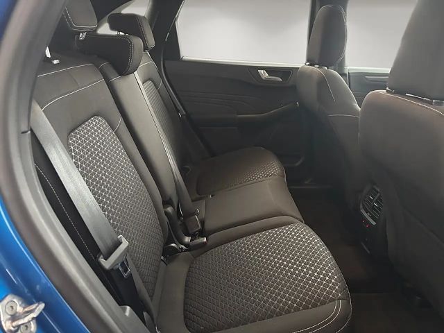 Ford Kuga Hybrid Titanium