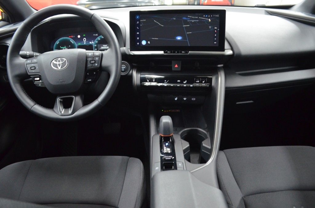 Toyota C-HR 5-deurs Team D