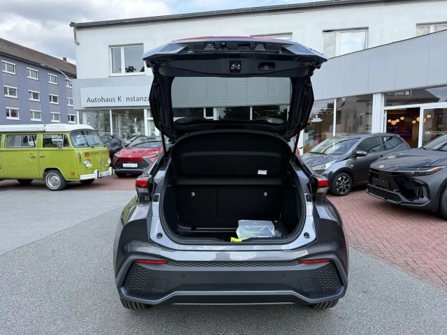 Toyota C-HR Hybride Team D