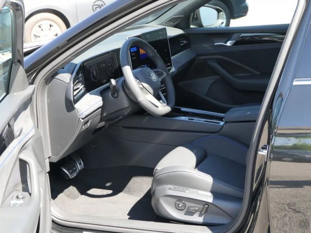 Volkswagen Passat DSG R-Line Variant