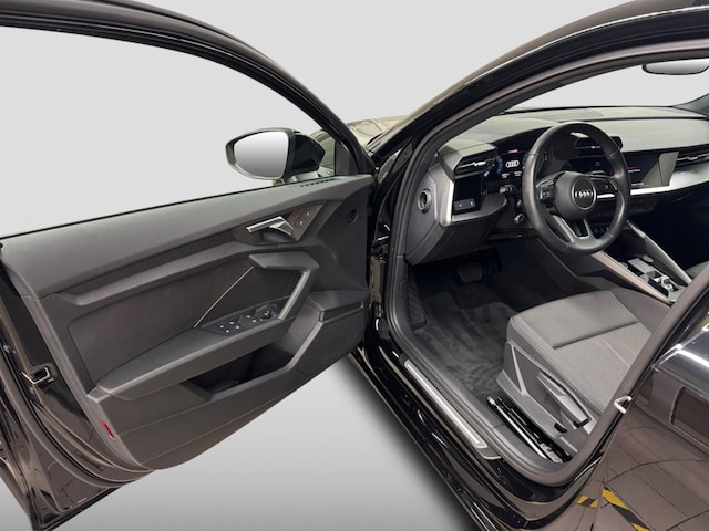 Audi A3 30 TFSI S-Tronic Sedan