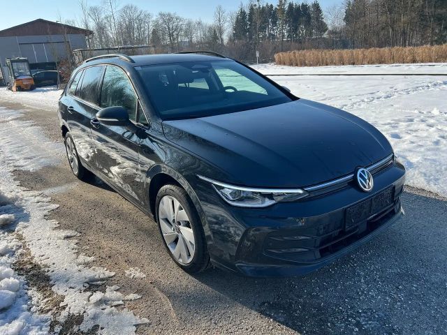 Volkswagen Golf 1.5 eTSI Variant