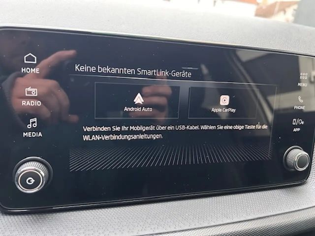 Skoda Fabia Essence CARPLAY;SHZ;PDC;PDC