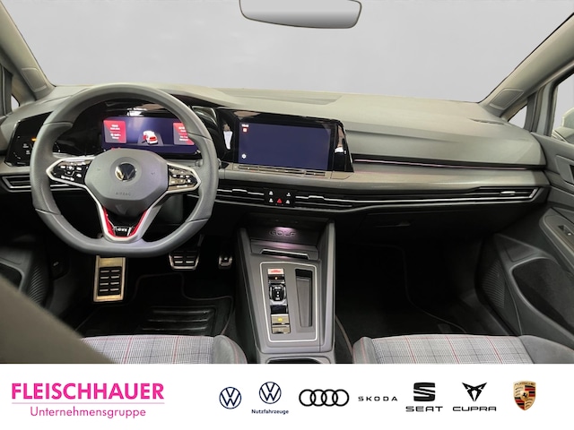 Volkswagen Golf 2.0 TSI Golf VIII