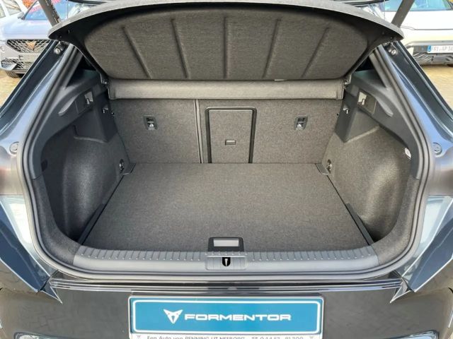 Cupra Formentor / UPE: 50.895,-€ / 1.5 eTSI Sennheiser Lichtsensor