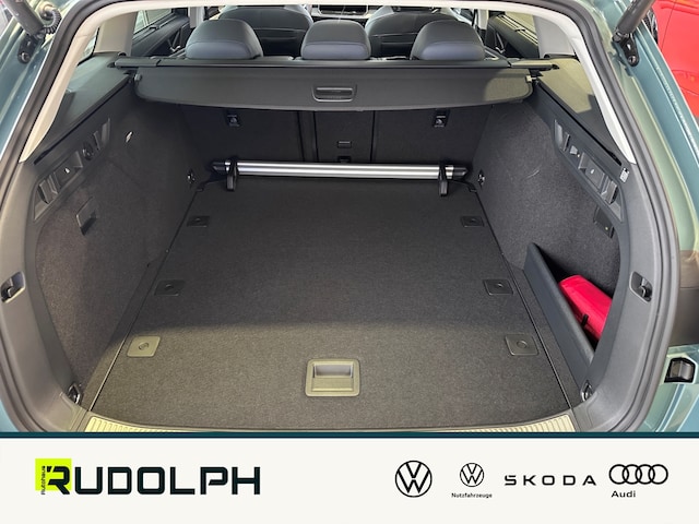 Volkswagen Passat 1.5 eTSI Business DSG