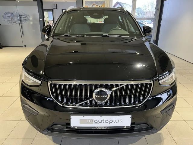 Volvo XC40 Core Recharge T4
