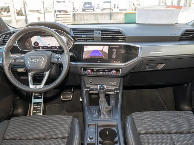 Audi Q3 35 TFSI S-Line