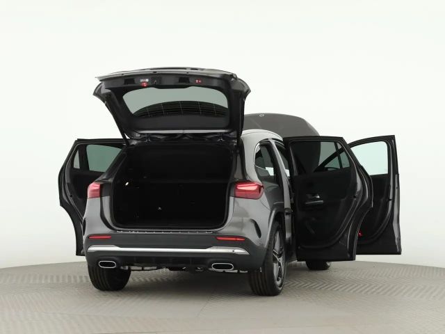 Mercedes-Benz GLA 220 4MATIC AMG Line