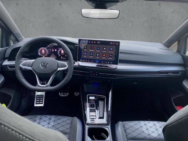 Volkswagen Golf 1.5 eTSI R-Line