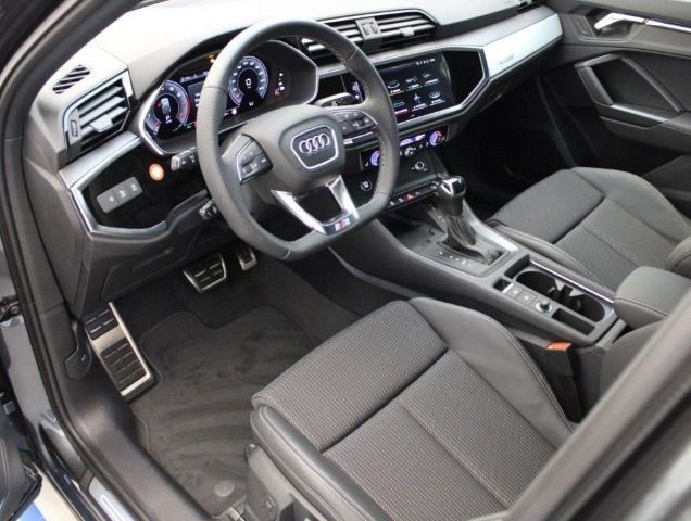 Audi Q3 35 TFSI S-Line S-Tronic Sportback