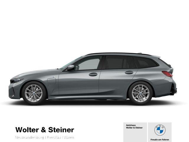 BMW 330 330e Touring xDrive