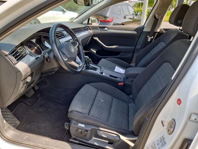 Volkswagen Passat 2.0 TDI Business DSG Variant