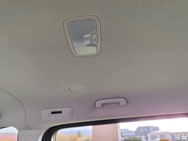 Hyundai Staria Trend