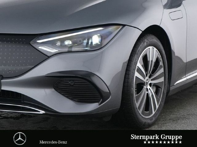 Mercedes-Benz EQE 300 Sedan