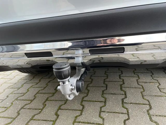 Mercedes-Benz GLC 300 4MATIC AMG Line