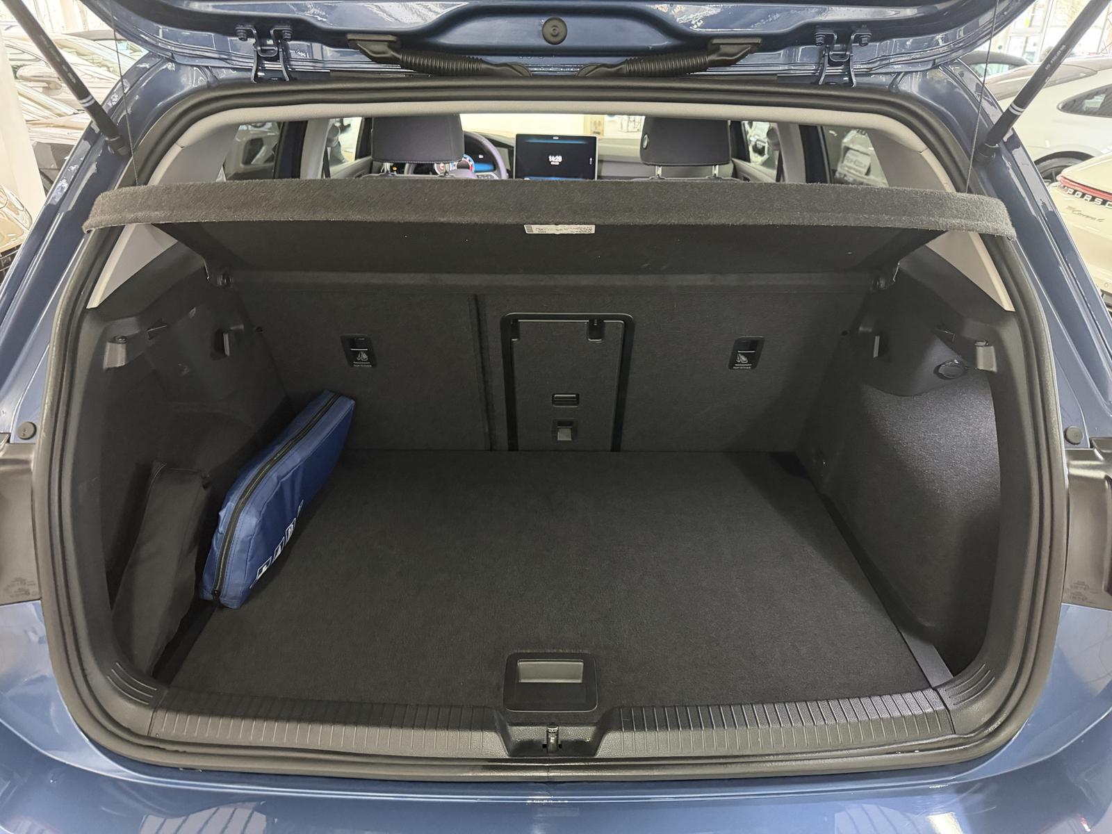 Volkswagen Golf 1.5 eTSI DSG Life