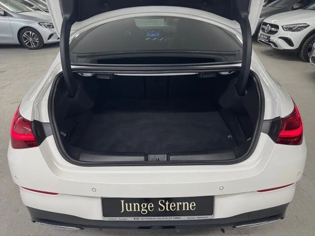 Mercedes-Benz CLA 200 AMG Line Coupé