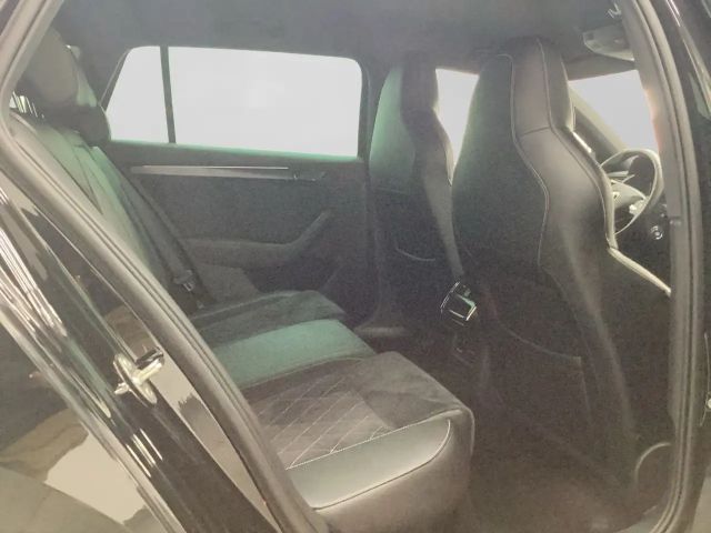 Skoda Superb 2.0 TSI Combi Sportline