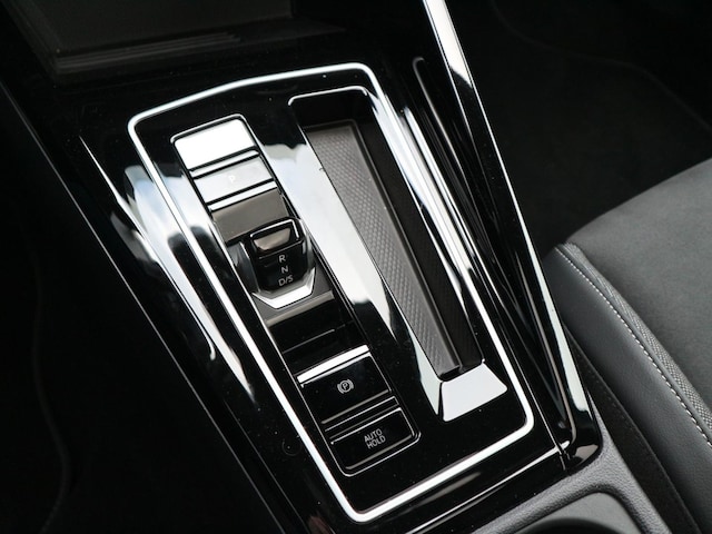 Volkswagen Golf 1.5 eTSI Style