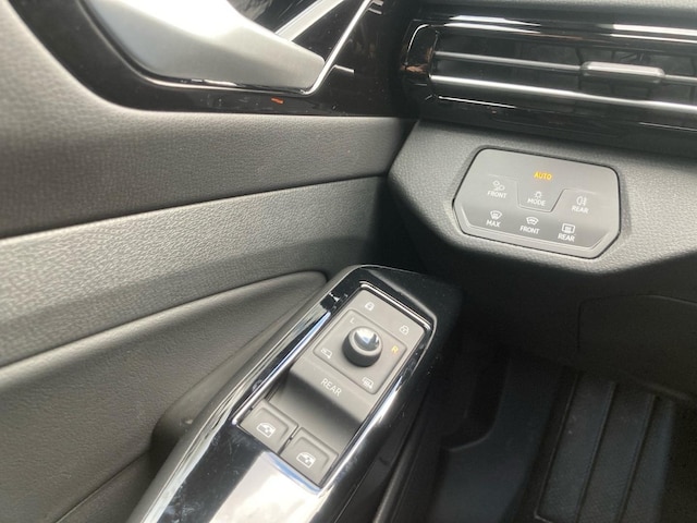 Volkswagen ID.5 340PS 4M NP.74T ACC.5J-G.WÄRMEPUMPE.AHK.KAMERA.NAVI.HUD.LED.HARMAN