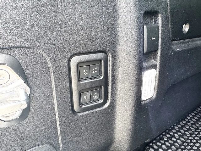 Land Rover Defender 110 AWD P400e SE