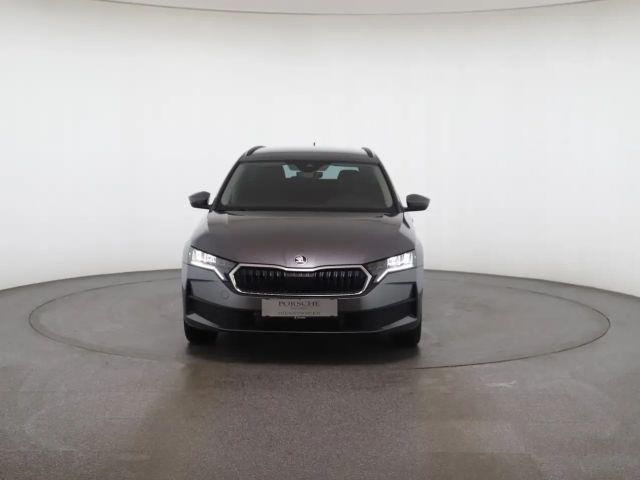 Skoda Octavia Essence TSI