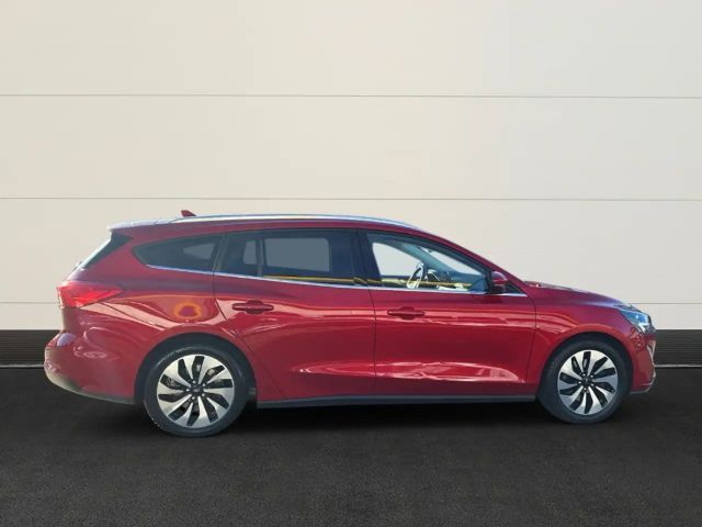 Ford Focus Cool & Connect Wagon