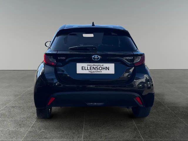 Toyota Yaris Active Hatchback Hybride