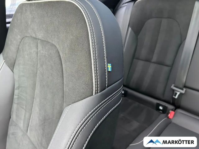 Volvo XC40 Dark Recharge T4 Ultimate