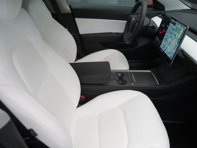 Tesla Model 3 AWD Long Range